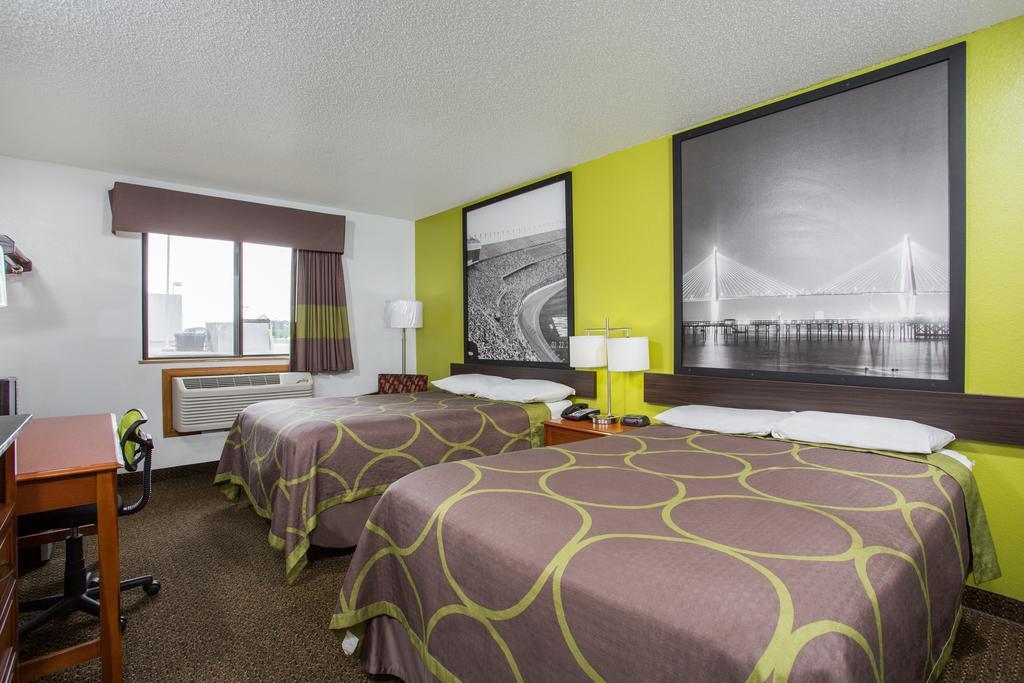 Super 8 By Wyndham Franklin Hotell Exteriör bild